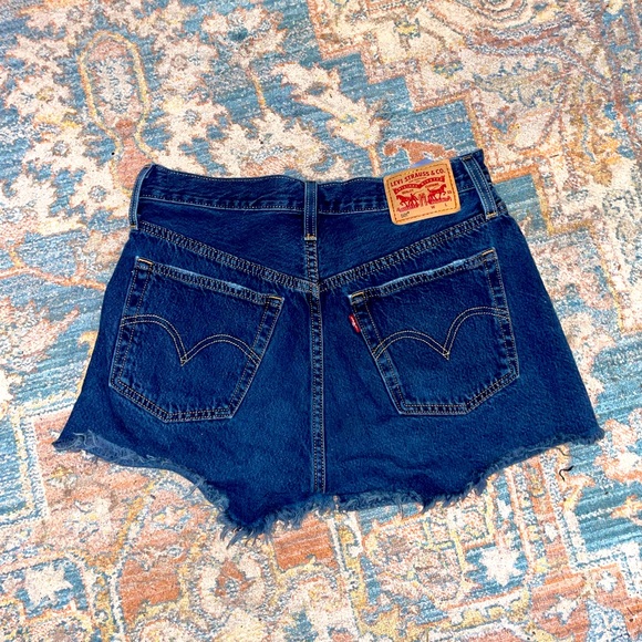 Levis Blue Denim Shorts - Picture 2 of 2